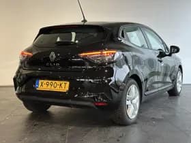 Renault Clio thumbnail 2