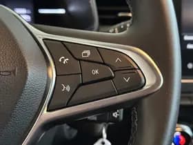 Renault Clio thumbnail 23
