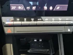 Renault Captur thumbnail 13