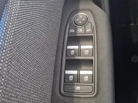 Renault Captur thumbnail 19