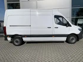 Mercedes-Benz Sprinter thumbnail 13