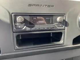 Mercedes-Benz Sprinter thumbnail 3