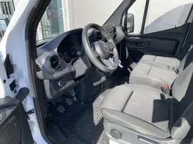 Mercedes-Benz Sprinter thumbnail 7