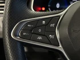 Renault Clio thumbnail 23