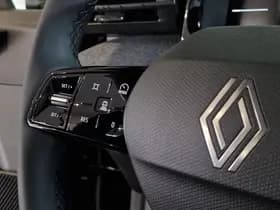 Renault Clio thumbnail 21