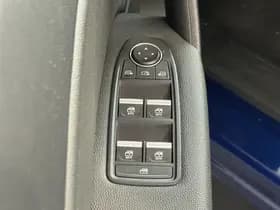 Renault Captur thumbnail 23