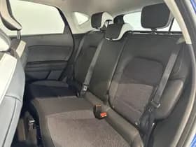 Renault Captur thumbnail 8