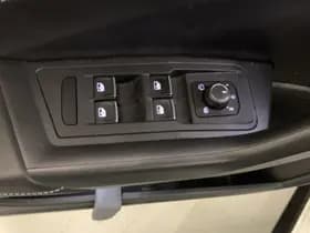 Volkswagen T-Roc thumbnail 20