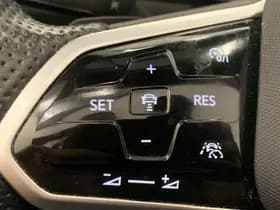 Volkswagen T-Roc thumbnail 21