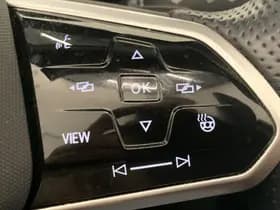 Volkswagen T-Roc thumbnail 22