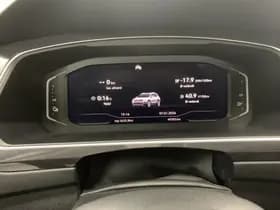 Volkswagen Tiguan thumbnail 4
