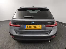 BMW 3-Serie thumbnail 25