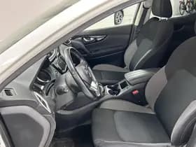Nissan Qashqai thumbnail 7