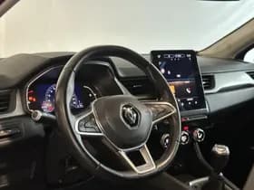 Renault Captur thumbnail 28