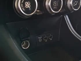 Renault Captur thumbnail 29