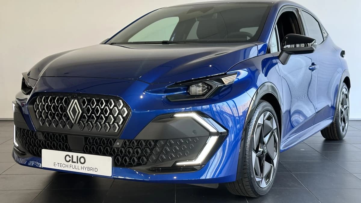 Renault Clio — foto 1
