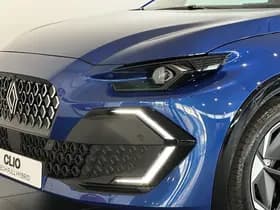 Renault Clio thumbnail 32