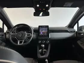 Renault Clio thumbnail 3