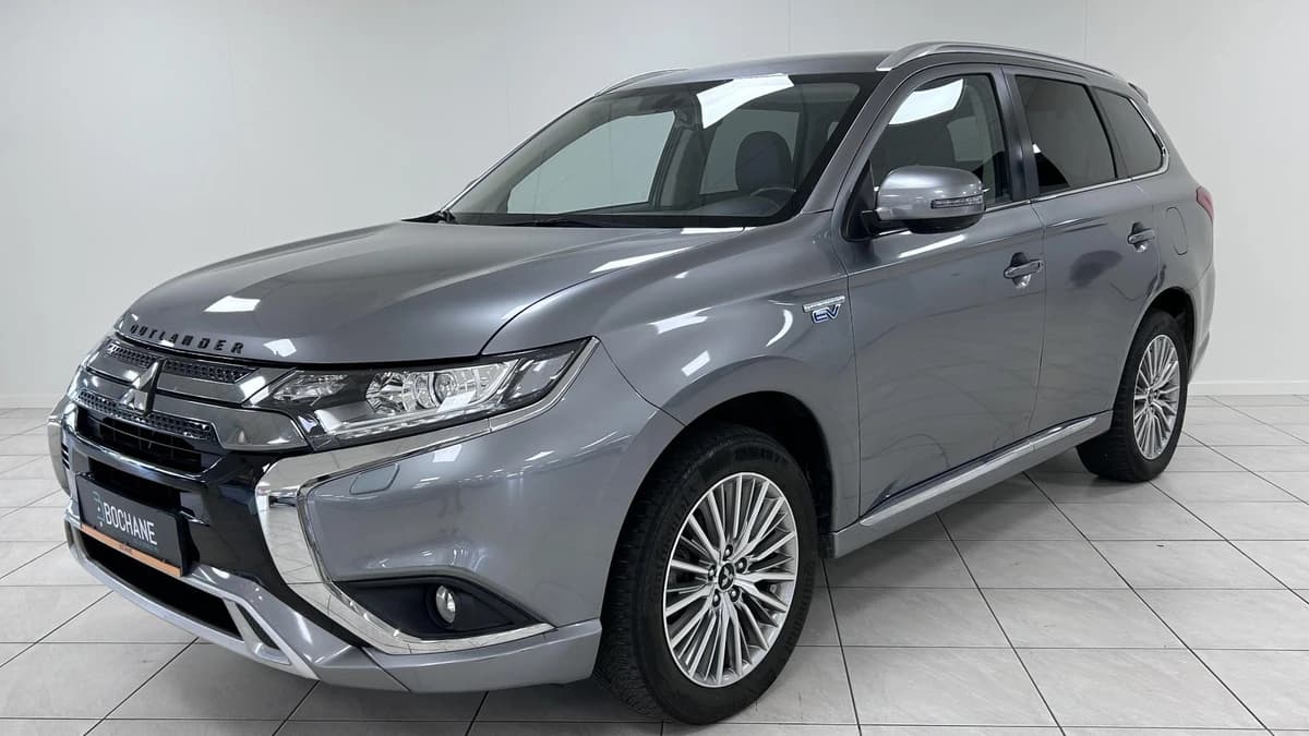 Mitsubishi Outlander — foto 1