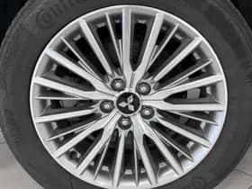 Mitsubishi Outlander thumbnail 25
