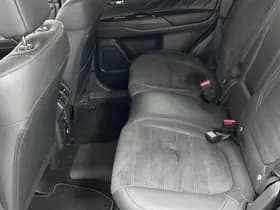 Mitsubishi Outlander thumbnail 8