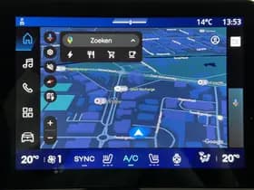 Renault Mégane E-Tech thumbnail 11
