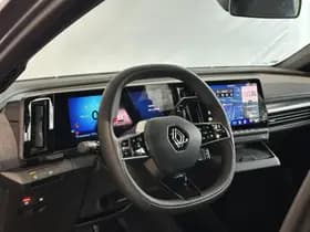 Renault Mégane E-Tech thumbnail 29