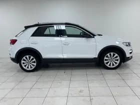 Volkswagen T-Roc thumbnail 16