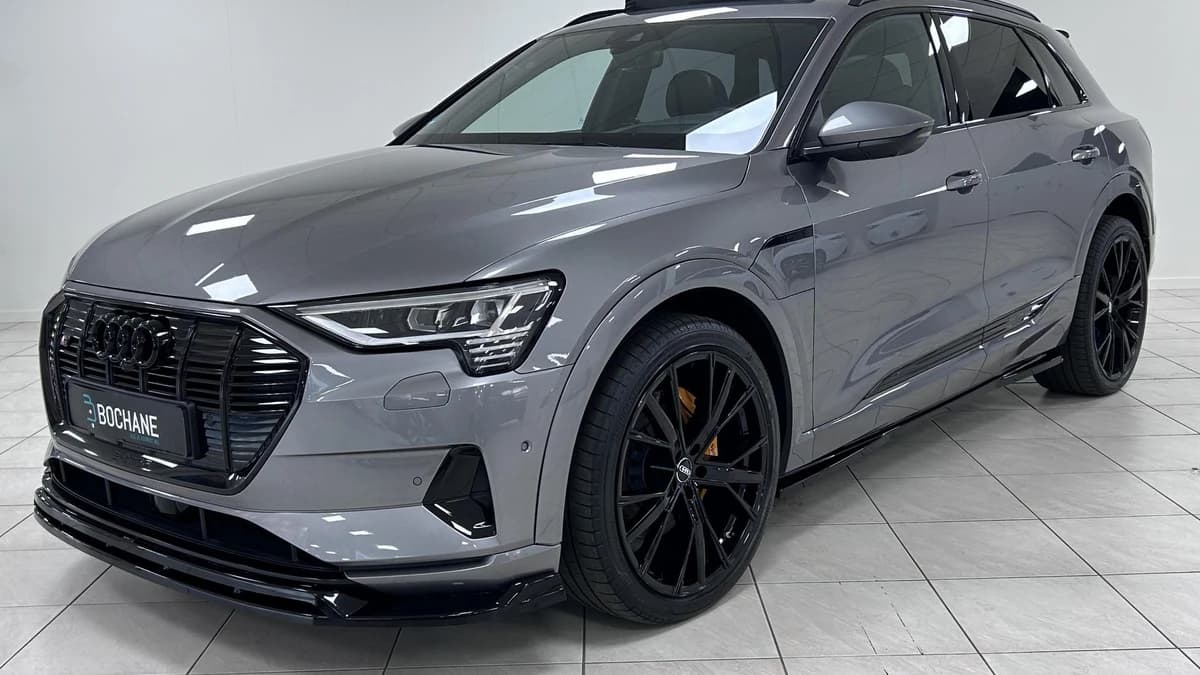 Audi e-tron — foto 1