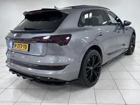 Audi e-tron thumbnail 2