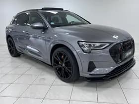 Audi e-tron thumbnail 5