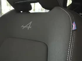 Renault Captur thumbnail 32