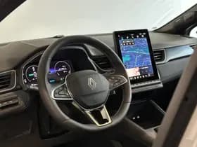 Renault Captur thumbnail 34
