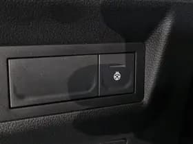 Renault Captur thumbnail 40