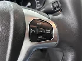 Ford Transit Courier thumbnail 19