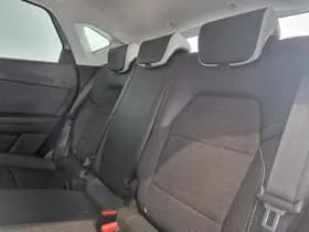 Renault Captur thumbnail 8