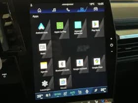 Renault Mégane E-Tech thumbnail 13