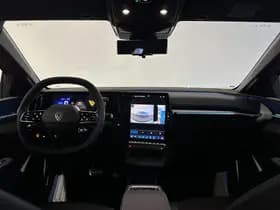 Renault Mégane E-Tech thumbnail 3