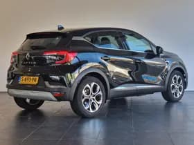 Renault Captur thumbnail 2