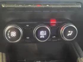 Renault Captur thumbnail 13