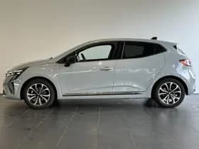 Renault Clio thumbnail 18