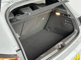 Renault Clio thumbnail 9