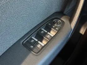Renault Captur thumbnail 21