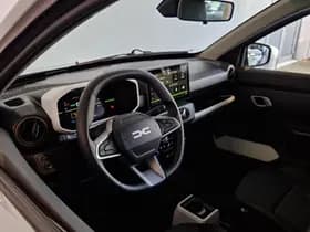 Dacia Spring thumbnail 15