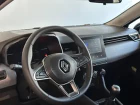 Renault Clio thumbnail 24