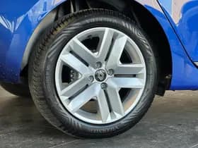 Renault Clio thumbnail 26