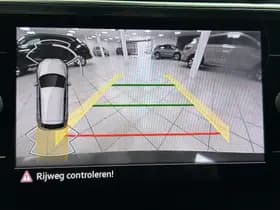 Volkswagen Tiguan thumbnail 11