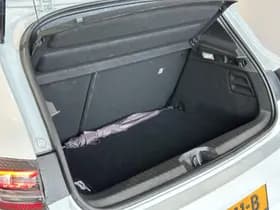 Renault Clio thumbnail 8