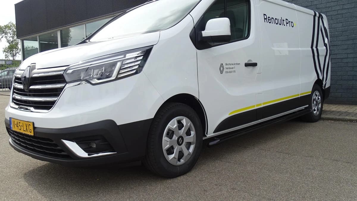 Renault Trafic — foto 1
