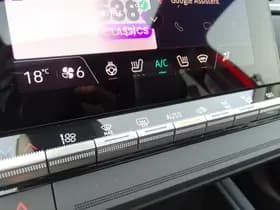 Renault Captur thumbnail 34